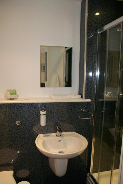 Ashberry Guest House Penrith Bilik gambar