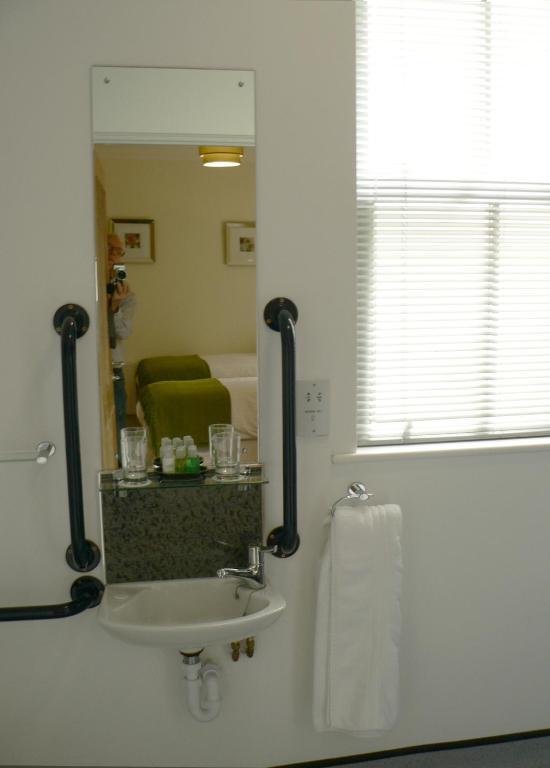 Ashberry Guest House Penrith Bilik gambar